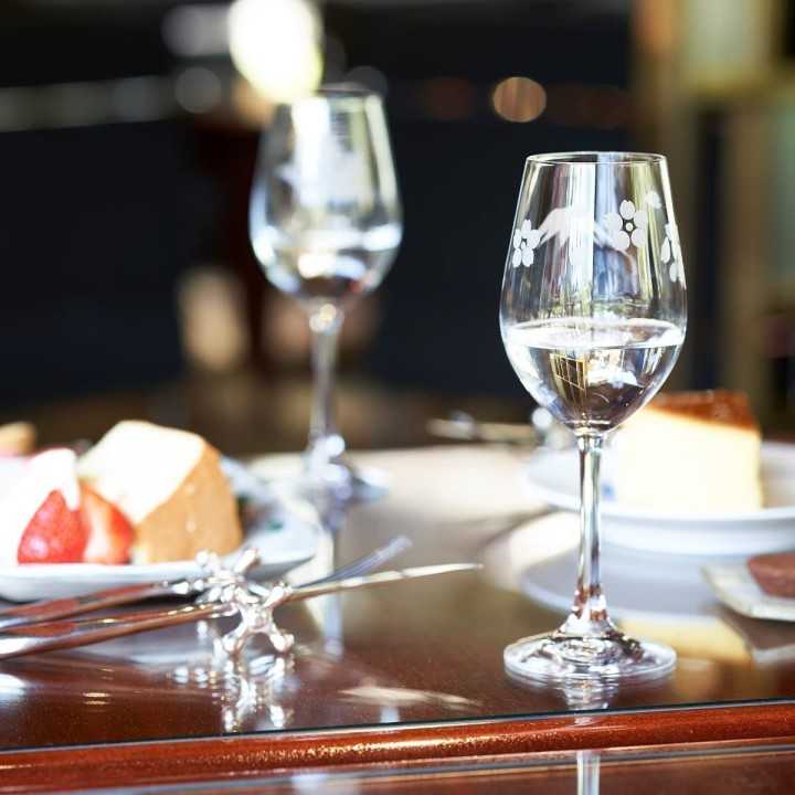 Verres à Pied Mont Fuji (Edo Kiriko) | Cookingsan.com